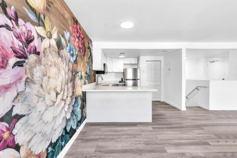 Condominio en venta en Miami Beach, Florida, 2 dormitorios, 84.54 m2 № 2193249 - foto 14