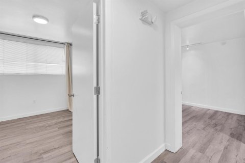 Condominio en venta en Miami Beach, Florida, 2 dormitorios, 84.54 m2 № 2193249 - foto 22