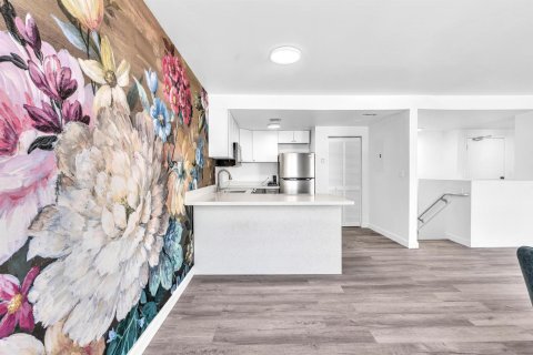 Condominio en venta en Miami Beach, Florida, 2 dormitorios, 84.54 m2 № 2193249 - foto 15