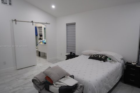 Villa ou maison à vendre à Plantation, Floride: 3 chambres, 126.25 m2 № 2064391 - photo 7