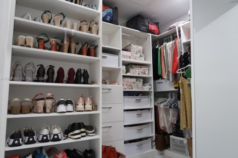 Villa ou maison à vendre à Plantation, Floride: 3 chambres, 126.25 m2 № 2064391 - photo 11