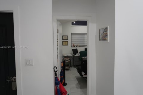 Villa ou maison à vendre à Plantation, Floride: 3 chambres, 126.25 m2 № 2064391 - photo 15