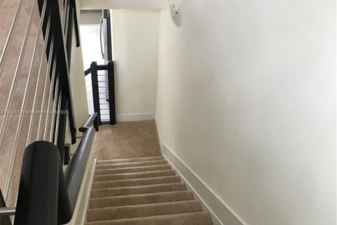 Condominio en alquiler en Doral, Florida, 3 dormitorios, 140.93 m2 № 1840920 - foto 13