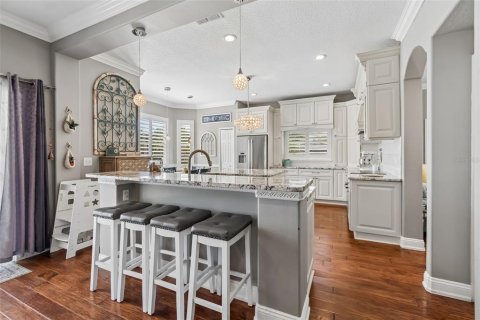 House in Odessa, Florida 4 bedrooms, 287.16 sq.m. № 2227694 - photo 9