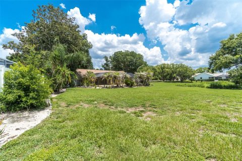 Casa en venta en Brandon, Florida, 3 dormitorios, 205.78 m2 № 2216742 - foto 13