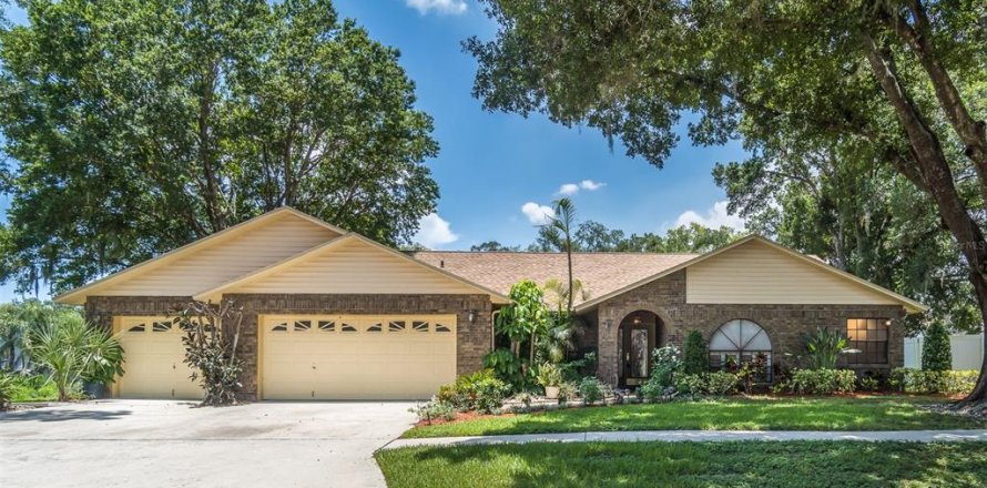 Casa en Brandon, Florida 3 dormitorios, 205.78 m2 № 2216742