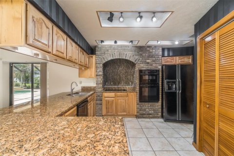 Casa en venta en Brandon, Florida, 3 dormitorios, 205.78 m2 № 2216742 - foto 19