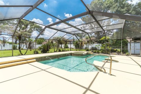 Casa en venta en Brandon, Florida, 3 dormitorios, 205.78 m2 № 2216742 - foto 8