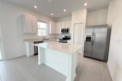 Touwnhouse à louer à Kissimmee, Floride: 3 chambres, 174.01 m2 № 2100341 - photo 2