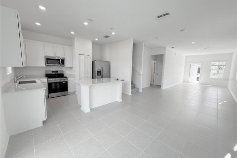 Touwnhouse à louer à Kissimmee, Floride: 3 chambres, 174.01 m2 № 2100341 - photo 7