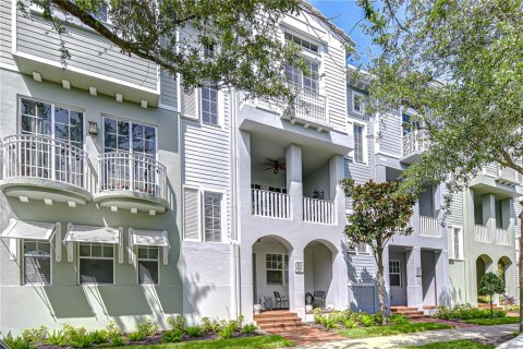 Touwnhouse à vendre à Tampa, Floride: 3 chambres, 175.03 m2 № 1902833 - photo 1