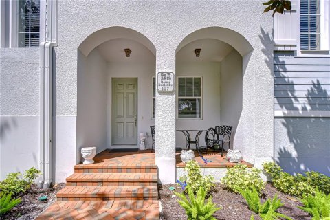 Touwnhouse à vendre à Tampa, Floride: 3 chambres, 175.03 m2 № 1902833 - photo 2