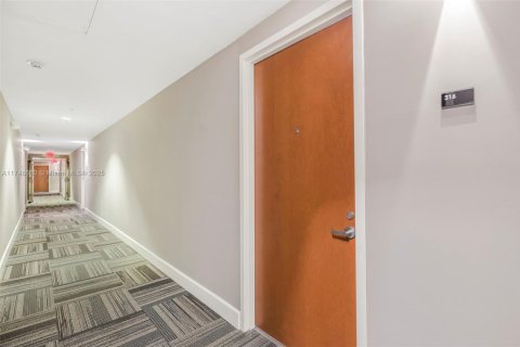Condominio en venta en Miami Beach, Florida, 1 dormitorio, 51.65 m2 № 1708261 - foto 17