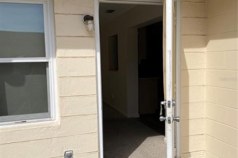 House in Ocala, Florida 2 bedrooms, 129.51 sq.m. № 2224501 - photo 27