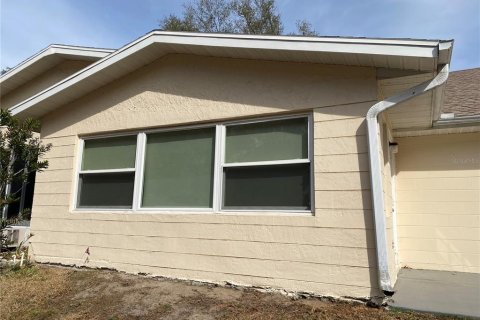 House in Ocala, Florida 2 bedrooms, 129.51 sq.m. № 2224501 - photo 25