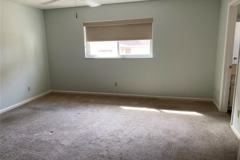 House in Ocala, Florida 2 bedrooms, 129.51 sq.m. № 2224501 - photo 17