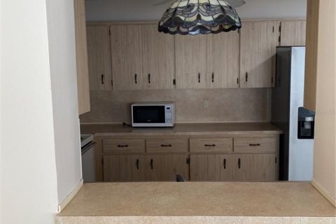 House in Ocala, Florida 2 bedrooms, 129.51 sq.m. № 2224501 - photo 20
