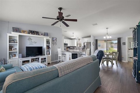 House in The Villages, Florida 2 bedrooms, 106.09 sq.m. № 1848506 - photo 3