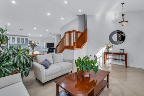 Villa ou maison à vendre à Pembroke Pines, Floride: 4 chambres, 300.17 m2 № 1971535 - photo 14