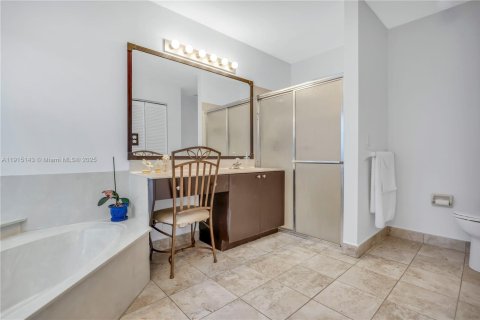 Villa ou maison à vendre à Pembroke Pines, Floride: 4 chambres, 300.17 m2 № 1971535 - photo 18