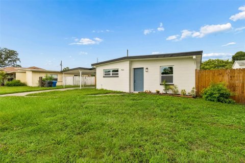 Villa ou maison à vendre à Tampa, Floride: 3 chambres, 106.47 m2 № 2291660 - photo 2