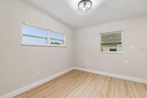 Villa ou maison à vendre à Tampa, Floride: 3 chambres, 106.47 m2 № 2291660 - photo 14