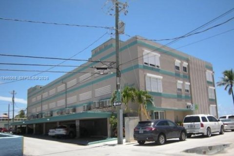 Condo in Hollywood, Florida, 1 bedroom  № 2004778