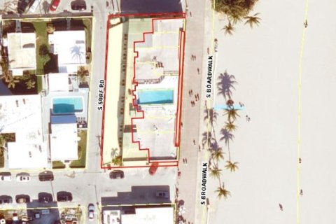 Condo in Hollywood, Florida, 1 bedroom  № 2004778 - photo 2