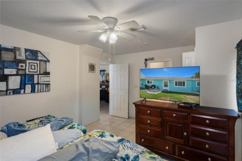 House in Hernando Beach, Florida 3 bedrooms, 108.7 sq.m. № 1793421 - photo 15