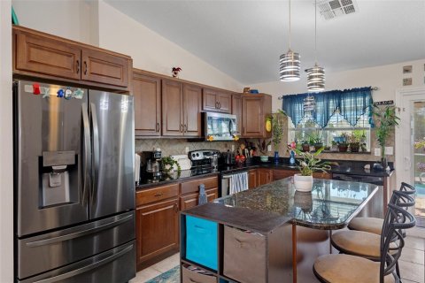 House in Hernando Beach, Florida 3 bedrooms, 108.7 sq.m. № 1793421 - photo 8