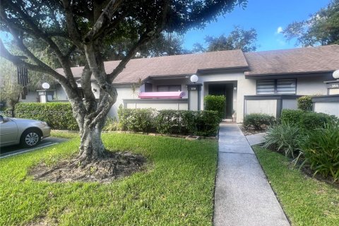 Touwnhouse à vendre à Royal Palm Beach, Floride: 3 chambres, 120.59 m2 № 2432534 - photo 2