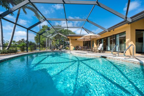 House in Delray Beach, Florida 3 bedrooms, 192.4 sq.m. № 2146628 - photo 24