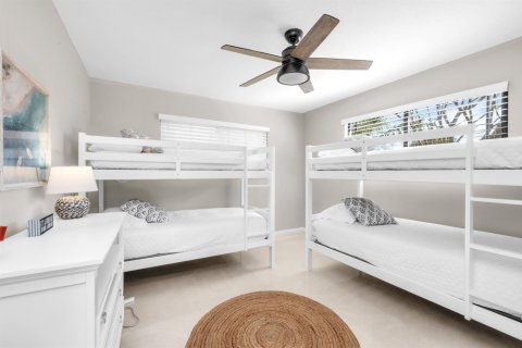 House in Delray Beach, Florida 3 bedrooms, 192.4 sq.m. № 2146628 - photo 20