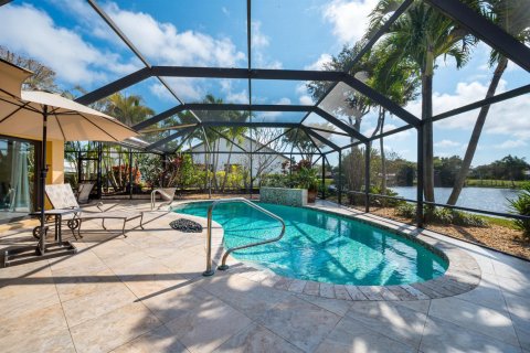 House in Delray Beach, Florida 3 bedrooms, 192.4 sq.m. № 2146628 - photo 21