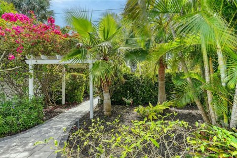 Casa en alquiler en Sarasota, Florida, 4 dormitorios, 226.68 m2 № 1111911 - foto 7