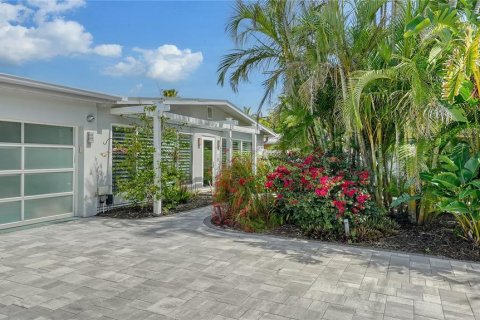 Casa en alquiler en Sarasota, Florida, 4 dormitorios, 226.68 m2 № 1111911 - foto 5