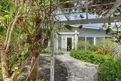 Casa en alquiler en Sarasota, Florida, 4 dormitorios, 226.68 m2 № 1111911 - foto 8
