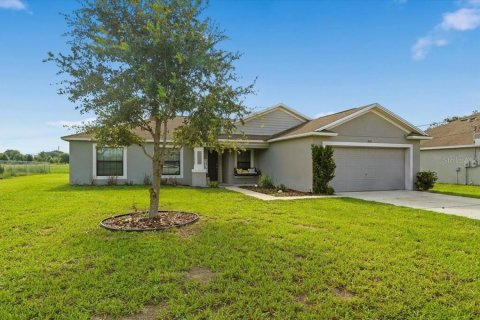 Villa ou maison à vendre à Frostproof, Floride: 3 chambres, 170.38 m2 № 2277411 - photo 2