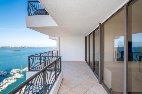 Снять в аренду кондоминиум в Майами, Флорида 1 спальня, 79.9м2, № 1948098 - фото 26