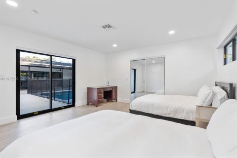 Casa en venta en Palmetto Bay, Florida, 5 dormitorios, 234.58 m2 № 2038284 - foto 20