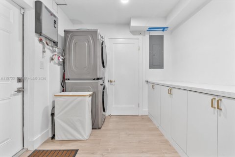 Casa en venta en Palmetto Bay, Florida, 5 dormitorios, 234.58 m2 № 2038284 - foto 18