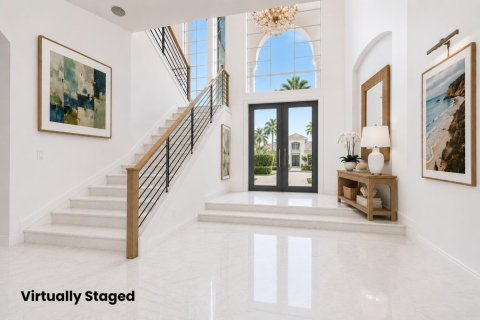 House in Palm Beach Gardens, Florida 5 bedrooms, 515.24 sq.m. № 2179931 - photo 8