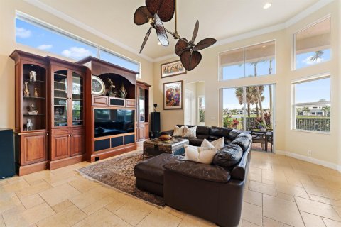 House in Palm Beach Gardens, Florida 5 bedrooms, 515.24 sq.m. № 2179931 - photo 20