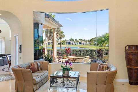 House in Palm Beach Gardens, Florida 5 bedrooms, 515.24 sq.m. № 2179931 - photo 13