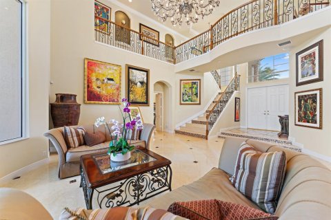 House in Palm Beach Gardens, Florida 5 bedrooms, 515.24 sq.m. № 2179931 - photo 12