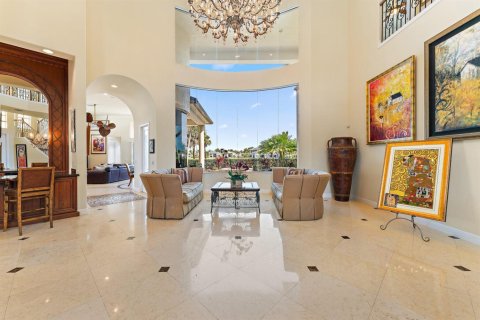 House in Palm Beach Gardens, Florida 5 bedrooms, 515.24 sq.m. № 2179931 - photo 11