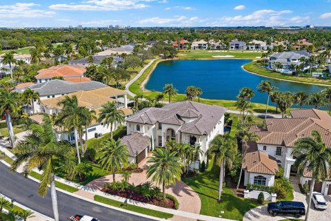 House in Palm Beach Gardens, Florida 5 bedrooms, 515.24 sq.m. № 2179931 - photo 4
