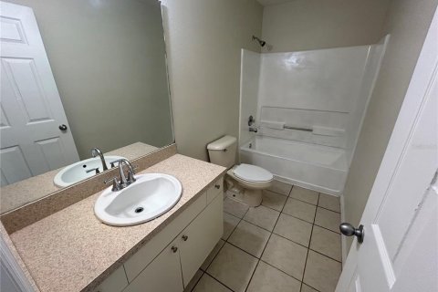 Villa ou maison à louer à Sarasota, Floride: 3 chambres, 100.61 m2 № 2389025 - photo 8