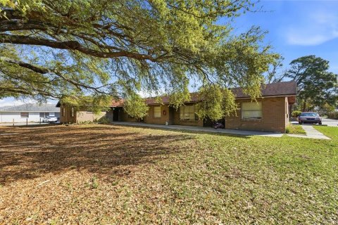 Propiedad comercial en venta en Winter Haven, Florida № 2330695 - foto 5