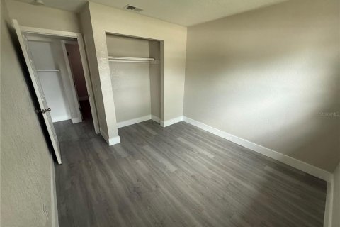 Casa en venta en Tampa, Florida, 7 dormitorios, 202.25 m2 № 2213969 - foto 10